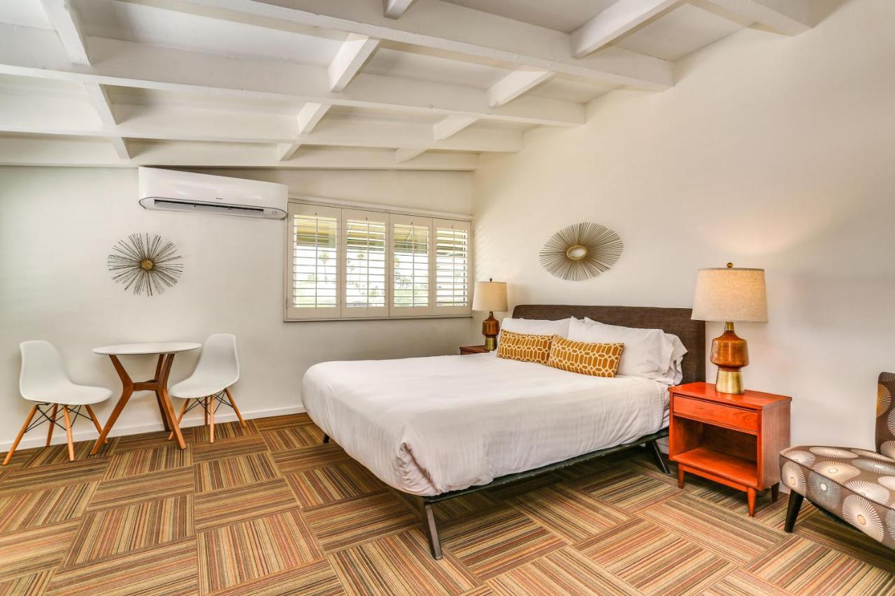 Del Marcos Hotel (Adults Only) Palm Springs Room photo